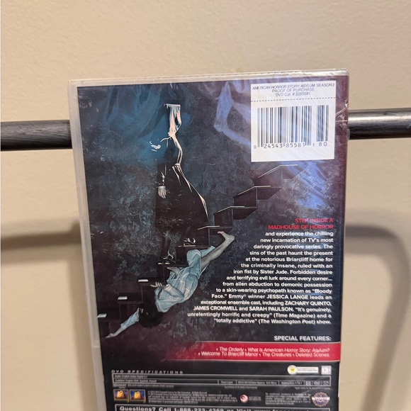 American Horror Story Asylum DVD - Picture 4 of 7